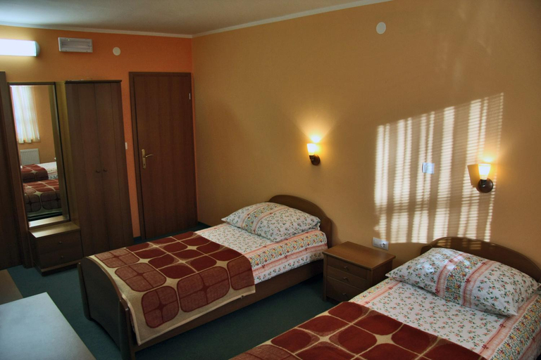 Bedroom 2, Guesthouse Jersin, Logatec