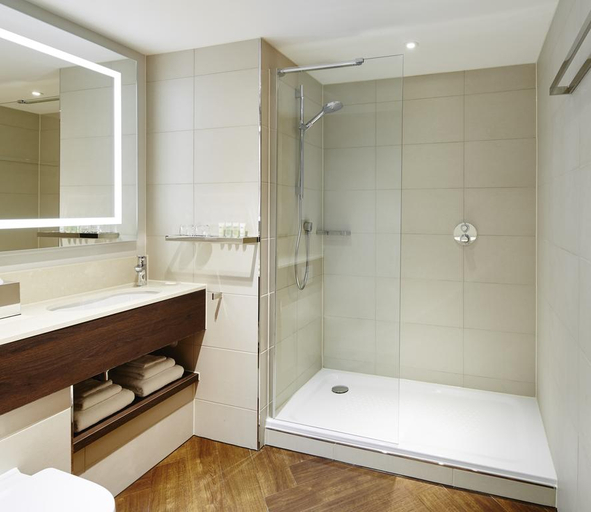 Bathroom 3, RESIDENCE INN ABERDEEN, Aberdeen