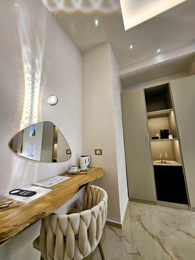 Bathroom 3, Frem lord 5 terre, La Spezia
