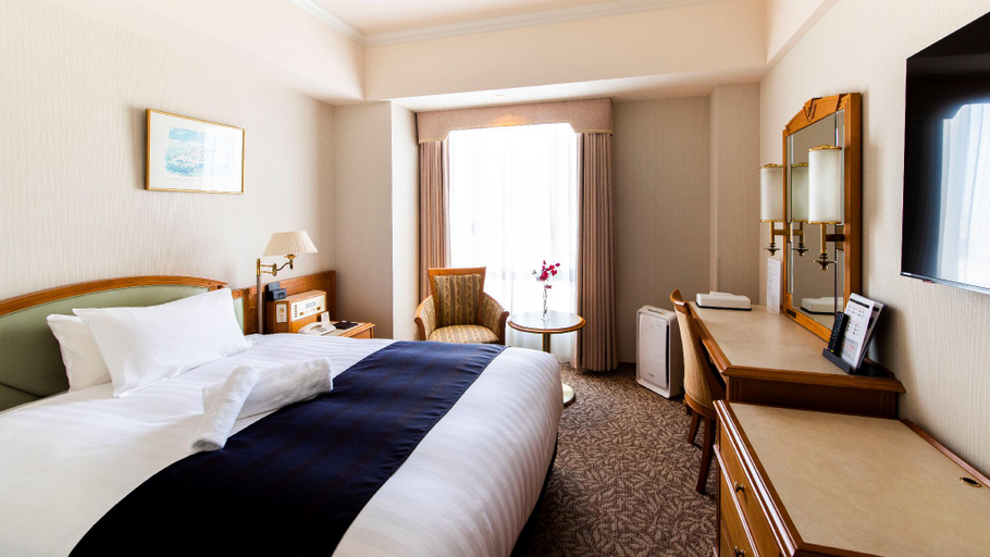Bedroom 2, Kure Hankyu Hotel, Kure