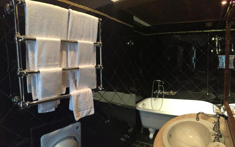 Bathroom 3, Hotel Gabbia D Apos Oro, Verona
