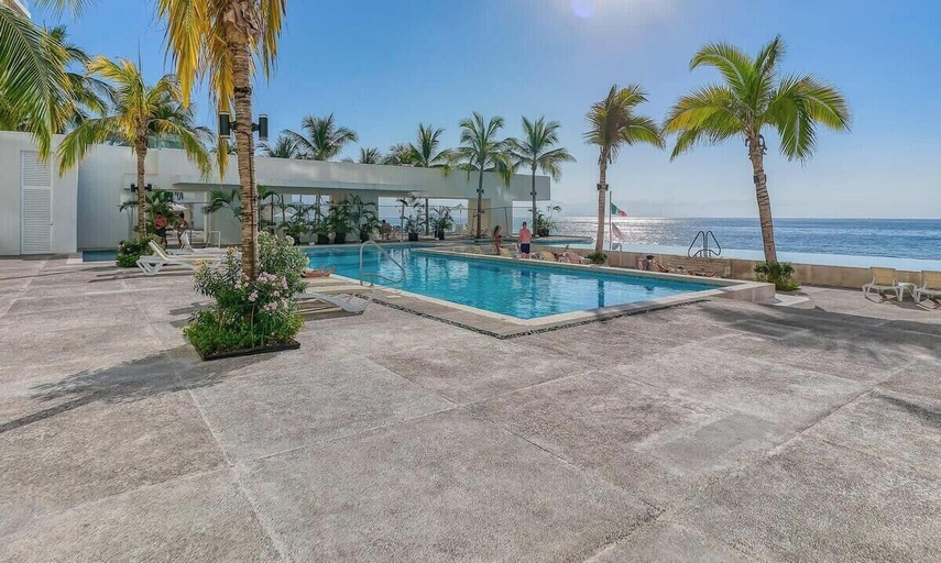 Pool 4, Luxury 4 BR Condo Amazing Views - Beach - Pools, Puerto Vallarta