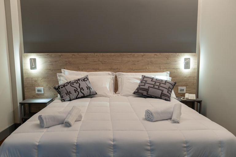 Others 5, Ambrosiano Hotel, Pistoia