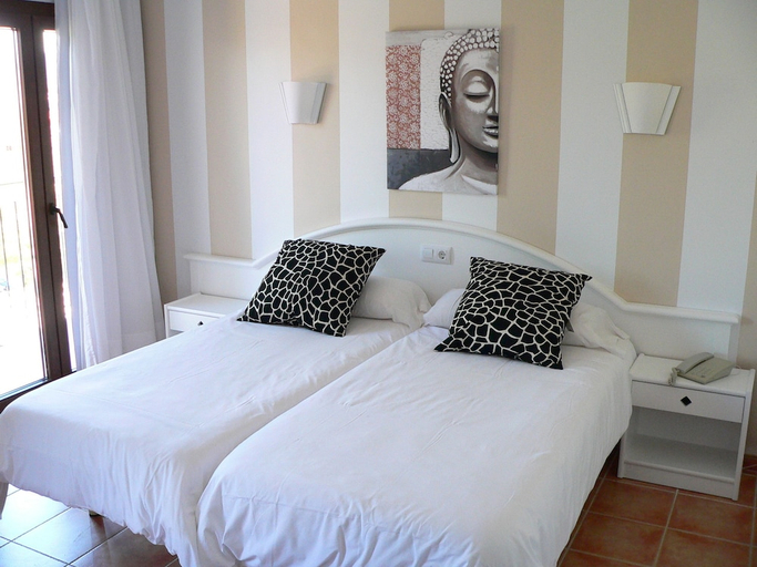 Bedroom 2, Bon Repos Hotel, Baleares