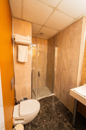 Bathroom 4, Comfort Hotel Haramidere, Beylikduzu
