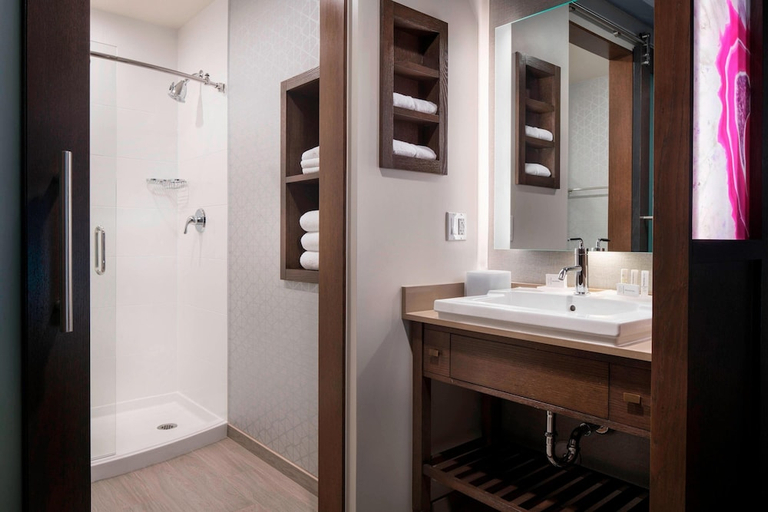 Bathroom 3, RESIDENCE INN PHOENIX DOWNTOWN, Maricopa