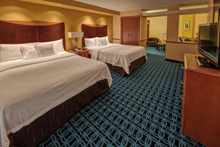 Bedroom 2, Fairfield Inn & Suites by Marriott Naples, Collier