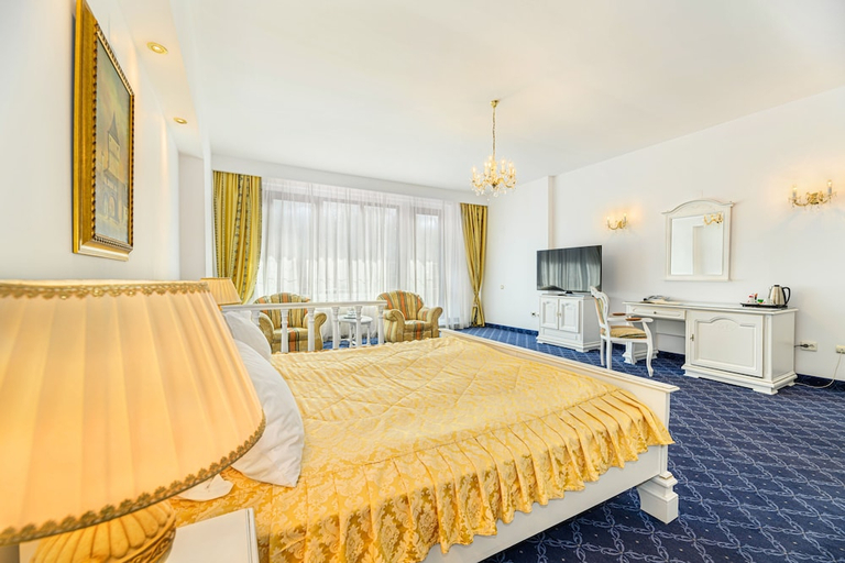 Bedroom 3, Aurelius Imparatul Romanilor, Brasov
