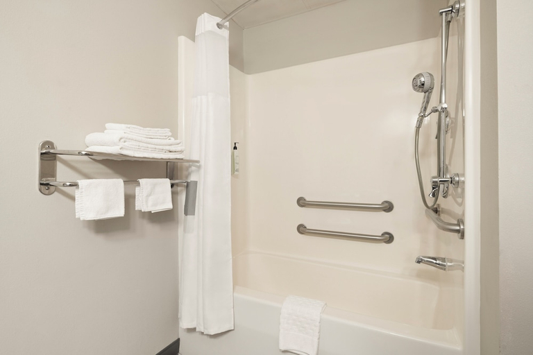 Bathroom 4, Best Western Windsor Inn & Suites, Danville