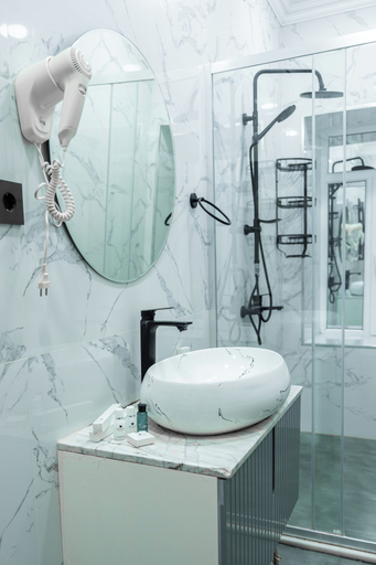 Bathroom 2, Governor Park Hotel, Baku