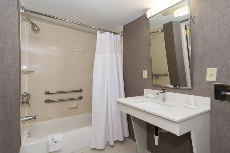 Bathroom 5, Springhill Suites Charlotte/Concord Mills- Spee, Cabarrus