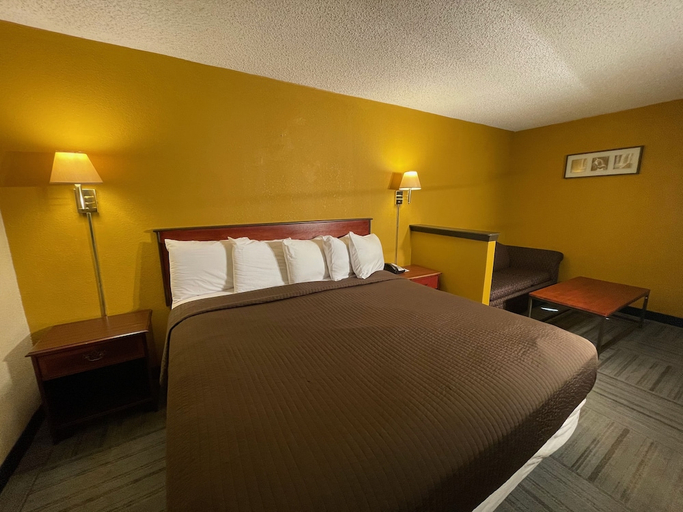 Bedroom 2, Abilene Whitten Inn, Taylor