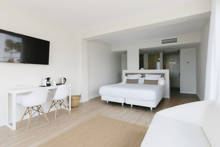 Bedroom 3, AluaSoul Ibiza, Baleares