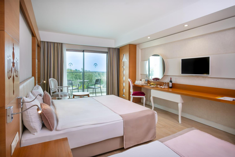 Bedroom 3, Port Nature Luxury Resort Hotel & Spa, Serik