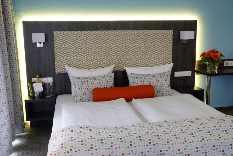 Bedroom 2, Trans World Hotel Auefeld, Göttingen