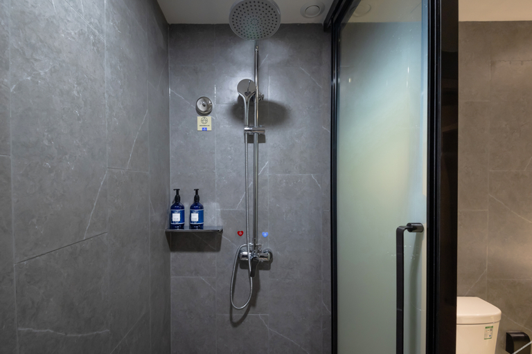 Bathroom 3, Starway Hotel Chenzhou Rucheng Pedestrian Street, Chenzhou