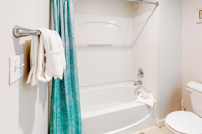 Bathroom 5, Sterling Reef 1006 | Sterling Reef, Bay