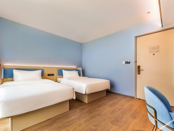 Bedroom 2, Hanting Hotel Dali Erhai Park, Dali Bai