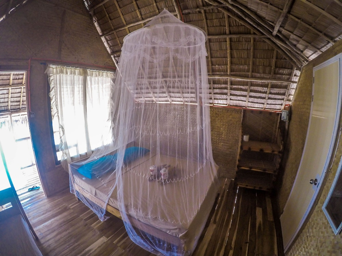 Bedroom 3, Modessa Island, Roxas