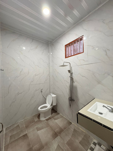 Bathroom 3, Lekjon 2 Homestay, Samosir
