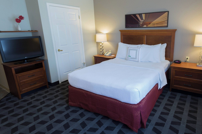 Bedroom 2, TownePlace Suites by Marriott Sunnyvale-Mountain View, Santa Clara