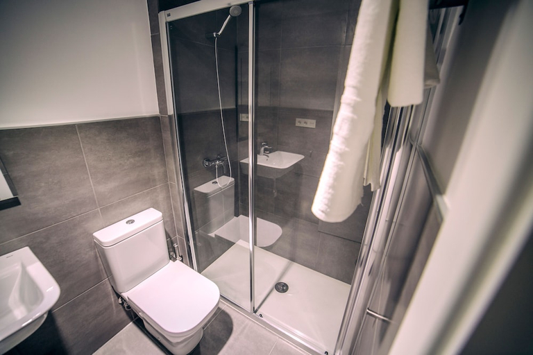 Bathroom 3, Mannix Urban Apartments, Las Palmas