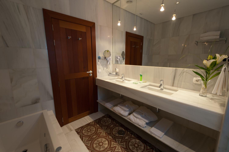 Bathroom 5, Gran Hotel Sóller, Baleares