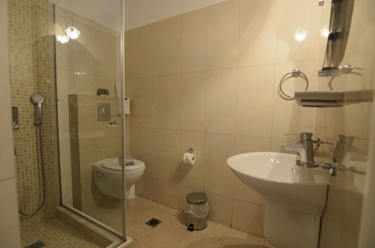 Bathroom 5, Yperia Hotel, South Aegean