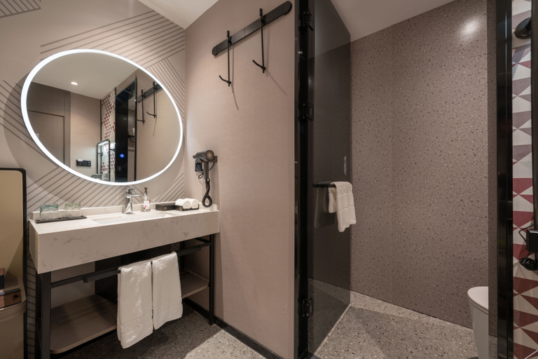 Bathroom 3, Borrman Hotel Jinan Quancheng Squaire Baotuquan, Jinan