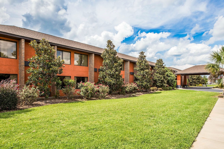 Exterior & Views 1, Suburban Extended Stay Warner Robins, Houston
