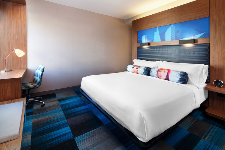 Bedroom 2, Aloft Denver Downtown, Denver