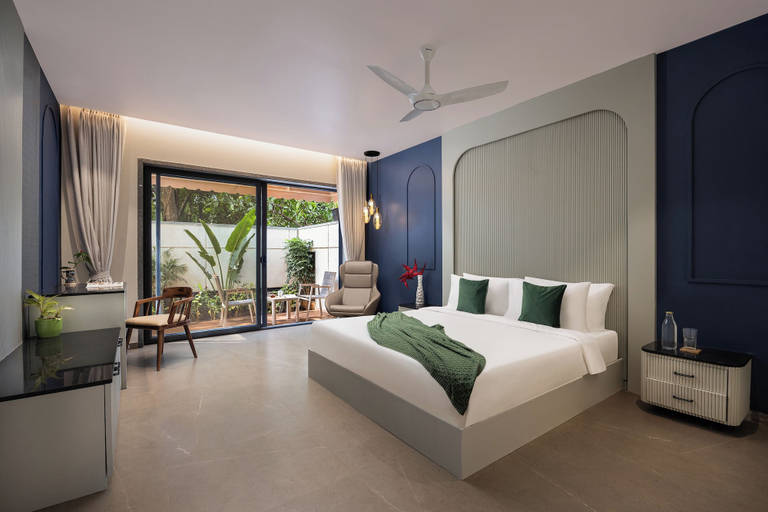 Room 3, Cloud 7 by ELIVAAS Luxurious 4 BHK Villa, North Goa