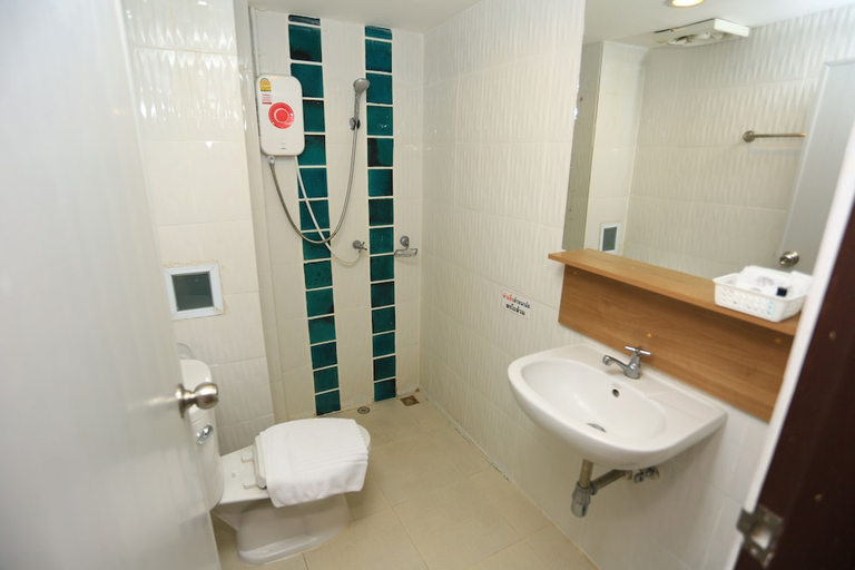 Bathroom, GEMTREE Boutique Lampang, Muang Lampang