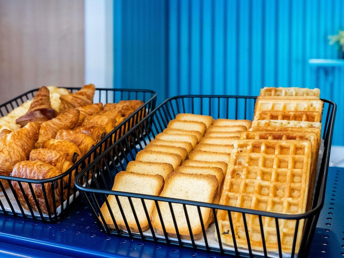 Food & Drinks 5, Ibis Budget Carcassonne Aeroport, Aude