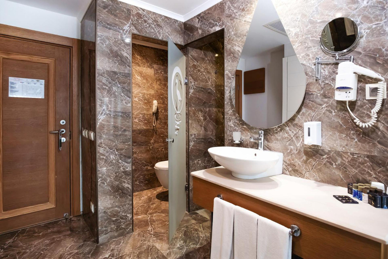 Bathroom 5, Port Nature Luxury Resort Hotel & Spa, Serik