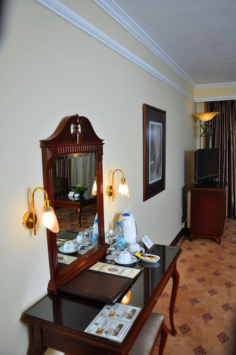 Bedroom 3, Karaca Otel, Konak