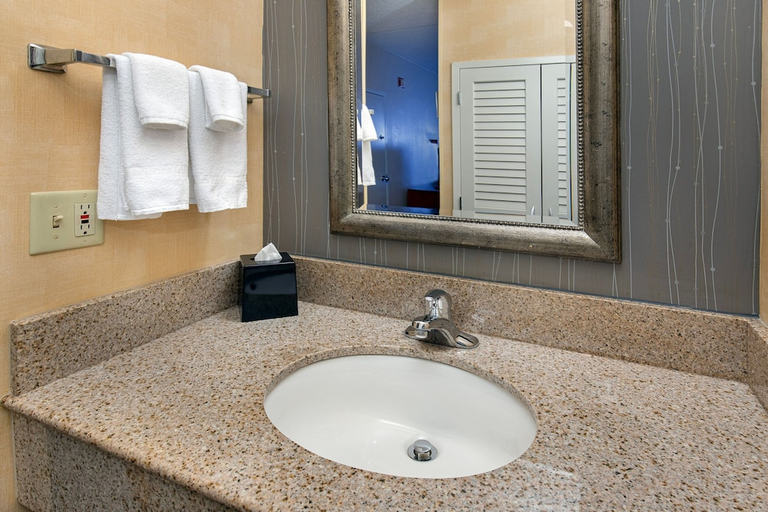 Bathroom 4, Courtyard by Marriott Lexington North, Fayette