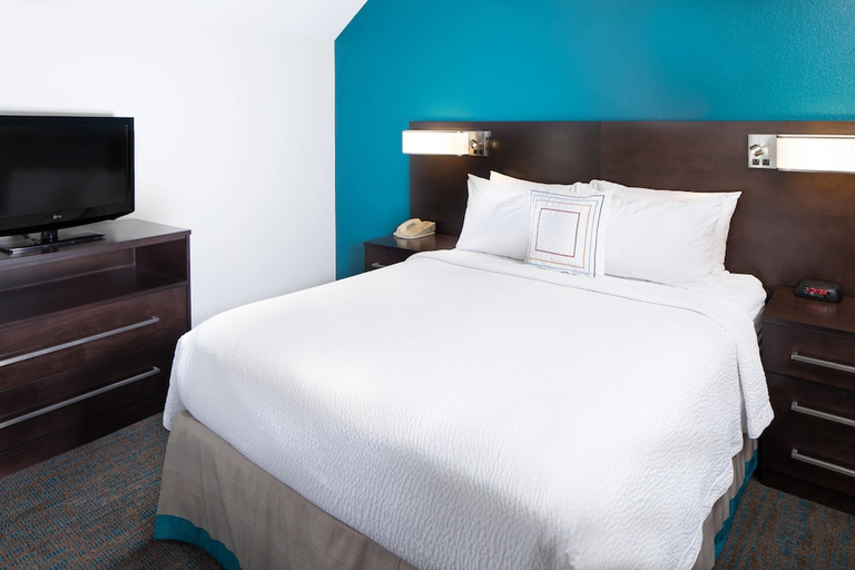 Bedroom 2, Residence Inn by Marriott Denver Downtown, Denver