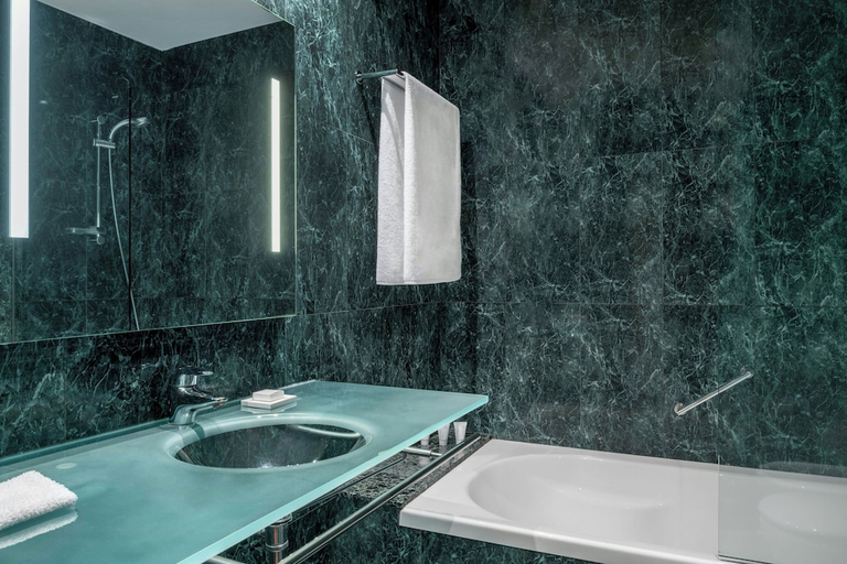 Bathroom 3, AC Hotel A Coruña by Marriott, A Coruña