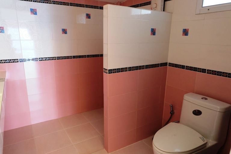 Bathroom 3, Nimmanoradee Resort, Muang Rayong