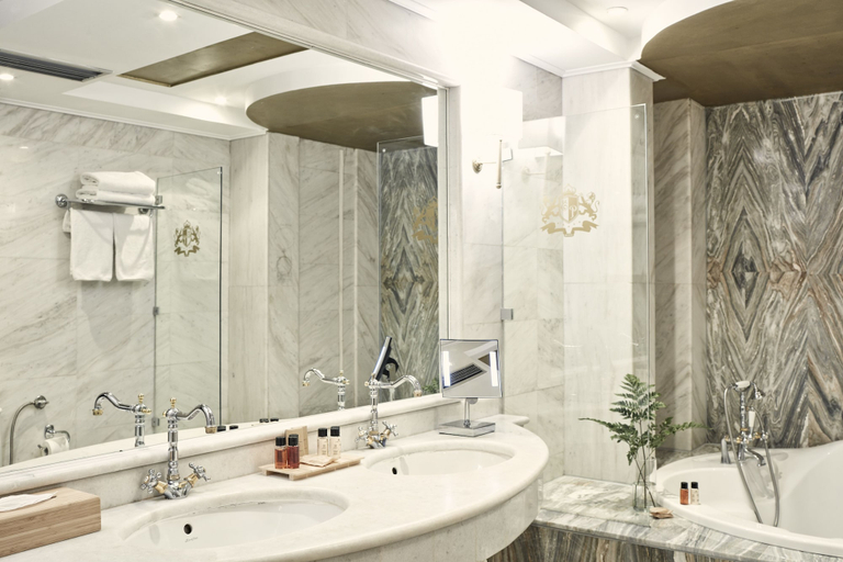 Bathroom 4, Epirus Palace Hotel & Conference Center, Epirus