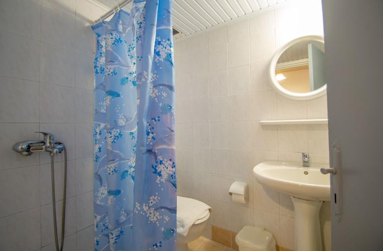 Bathroom 3, Agoulos Inn, Ionian Islands