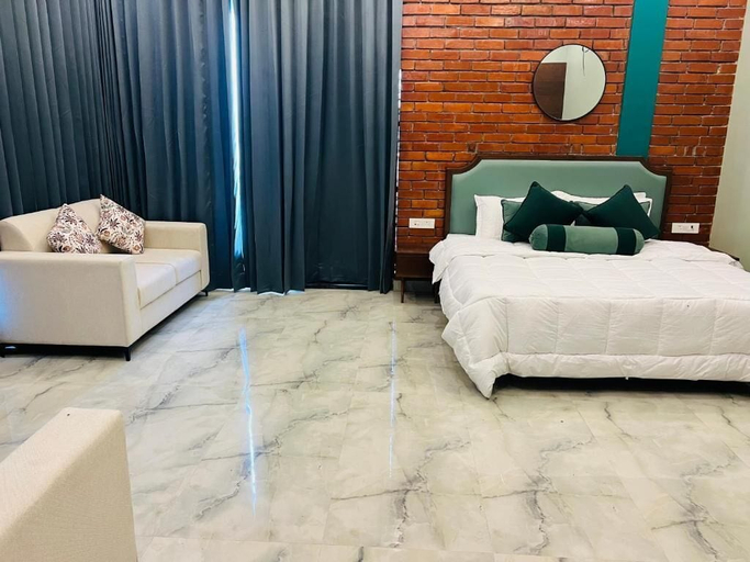 Room 2, Mastiff Citadel RC, Dehradun