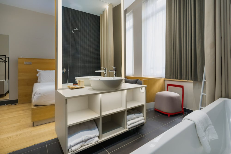 Bathroom 4, Maison No, Rhône