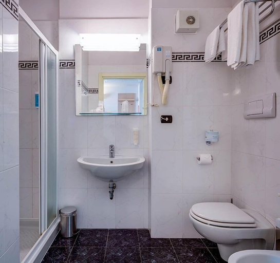 Bathroom 3, Art & Hotel, Bergamo
