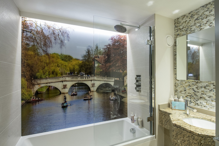Bathroom 4, The Gonville Hotel, Cambridgeshire