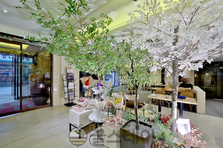 Food & Drinks, Golden Hotel, Bupyeong