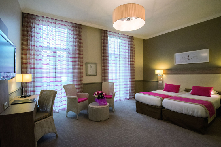 Bedroom 3, Royal Westminster, Alpes-Maritimes