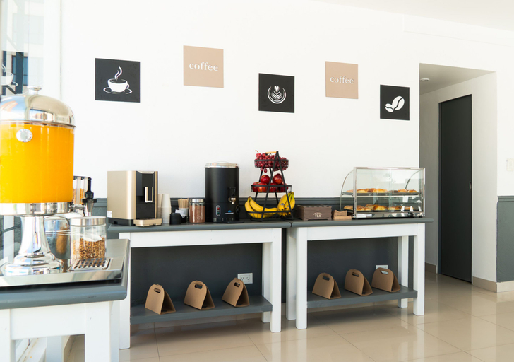 Food & Drinks 5, Moreno 820 by DOT Suites, Distrito Federal
