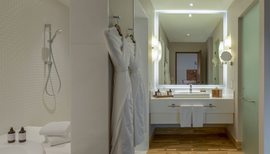 Bathroom 4, Pueblo Bonito Pacifica Golf & Spa Resort - All Inclusive - Adults Only, La Paz
